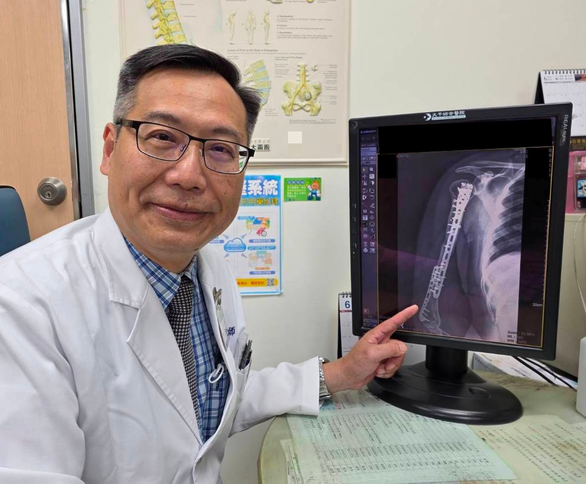 大千綜合醫院骨科容志雄醫師表示，順利克服兩大困難點後，傷者術後恢復相當理想。（圖／大千綜合醫院提供）