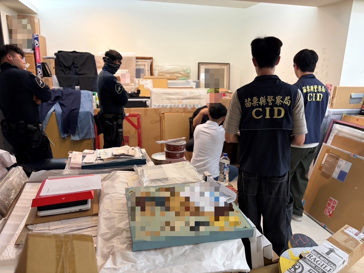 苗栗縣警察局刑事警察大隊、外事科及移民署臺北市專勤隊，偵破一起查獲跨國名畫投資詐騙案